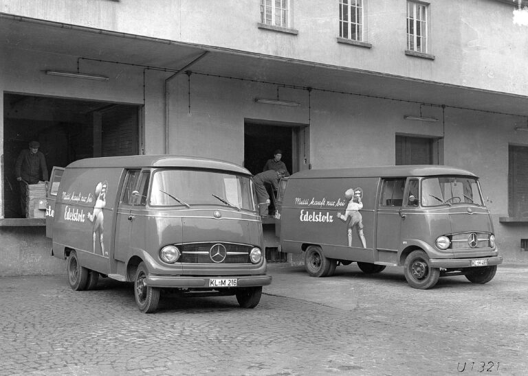 Mercedes-Benz L 319: The first vanwith the three-pointed star